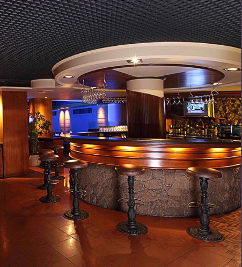מומביי The Royal Orchid Hotel, Chembur מראה חיצוני תמונה