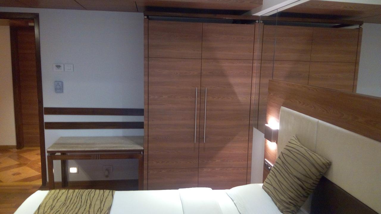 מומביי The Royal Orchid Hotel, Chembur מראה חיצוני תמונה